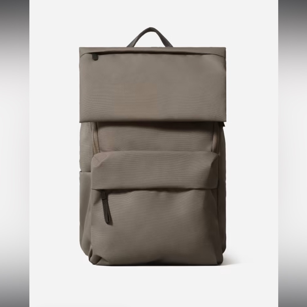 Everlane ReNew Transit Backpack — Warm Charcoal